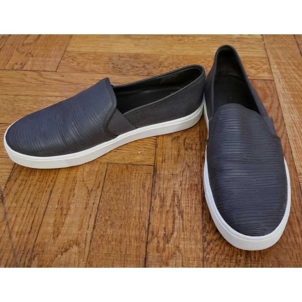 Vince Dark Gray Blair Textured Leather Slip On Sneakers - Size 7